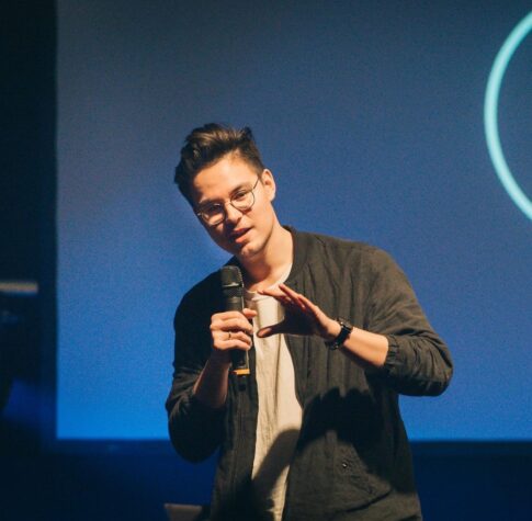 {{brizy_dc_image_alt imageSrc=